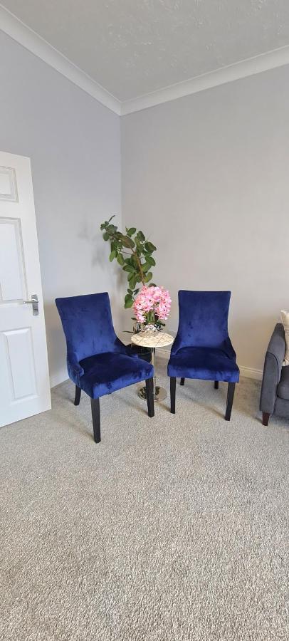 Spacious 3 Bed Flat Near The Sea With Parking Bournemouth Luaran gambar
